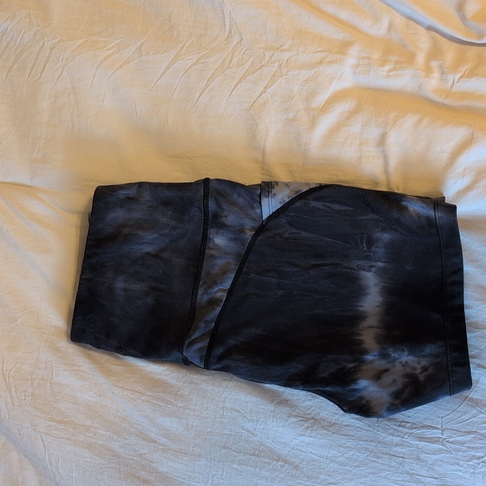 Baleaf Women's Black and Gray Tie-Dye Bike Shorts Size Medium - Picture 7 of 13